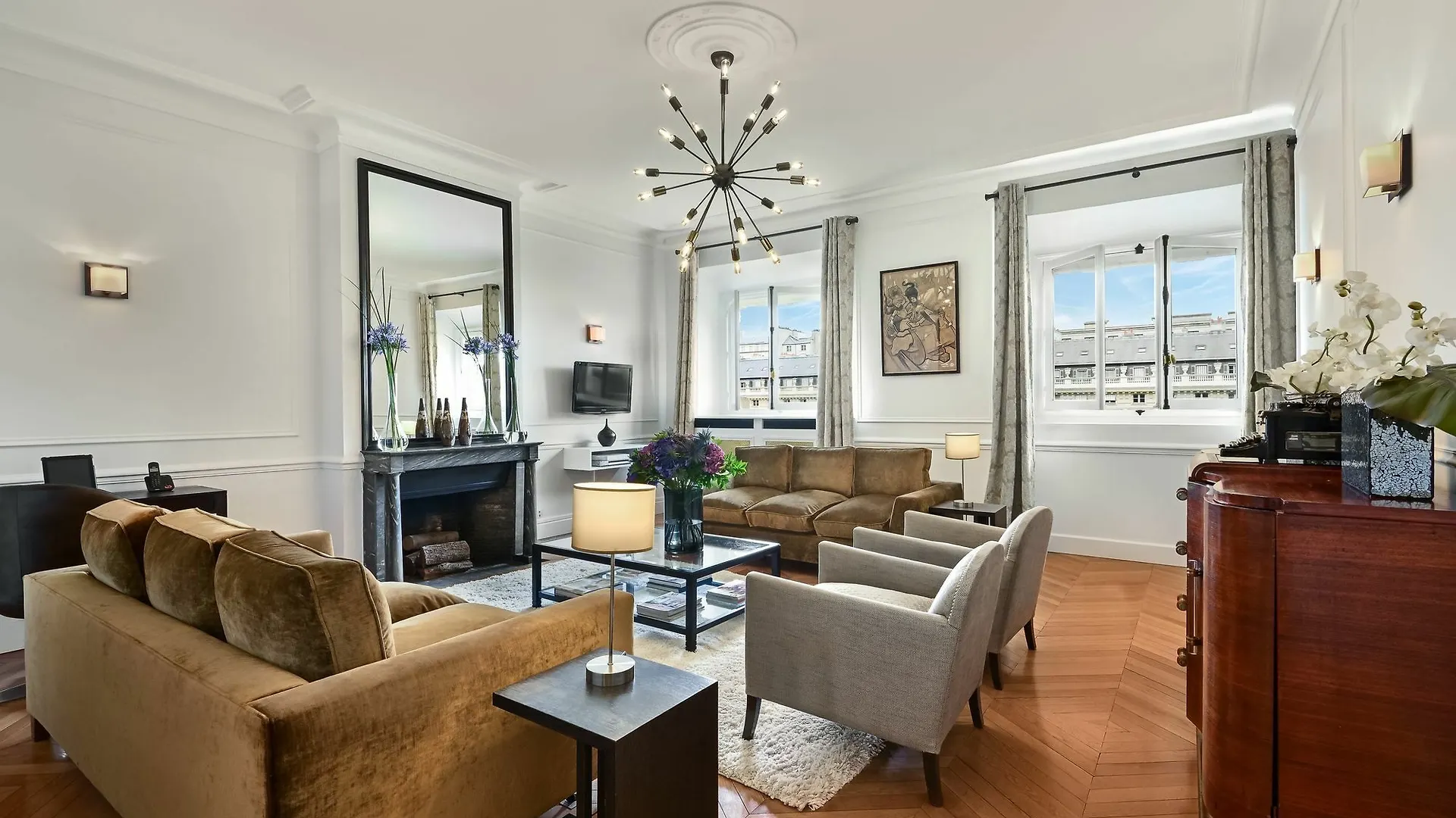 Apartment Palais Petit - Two Bedroom *