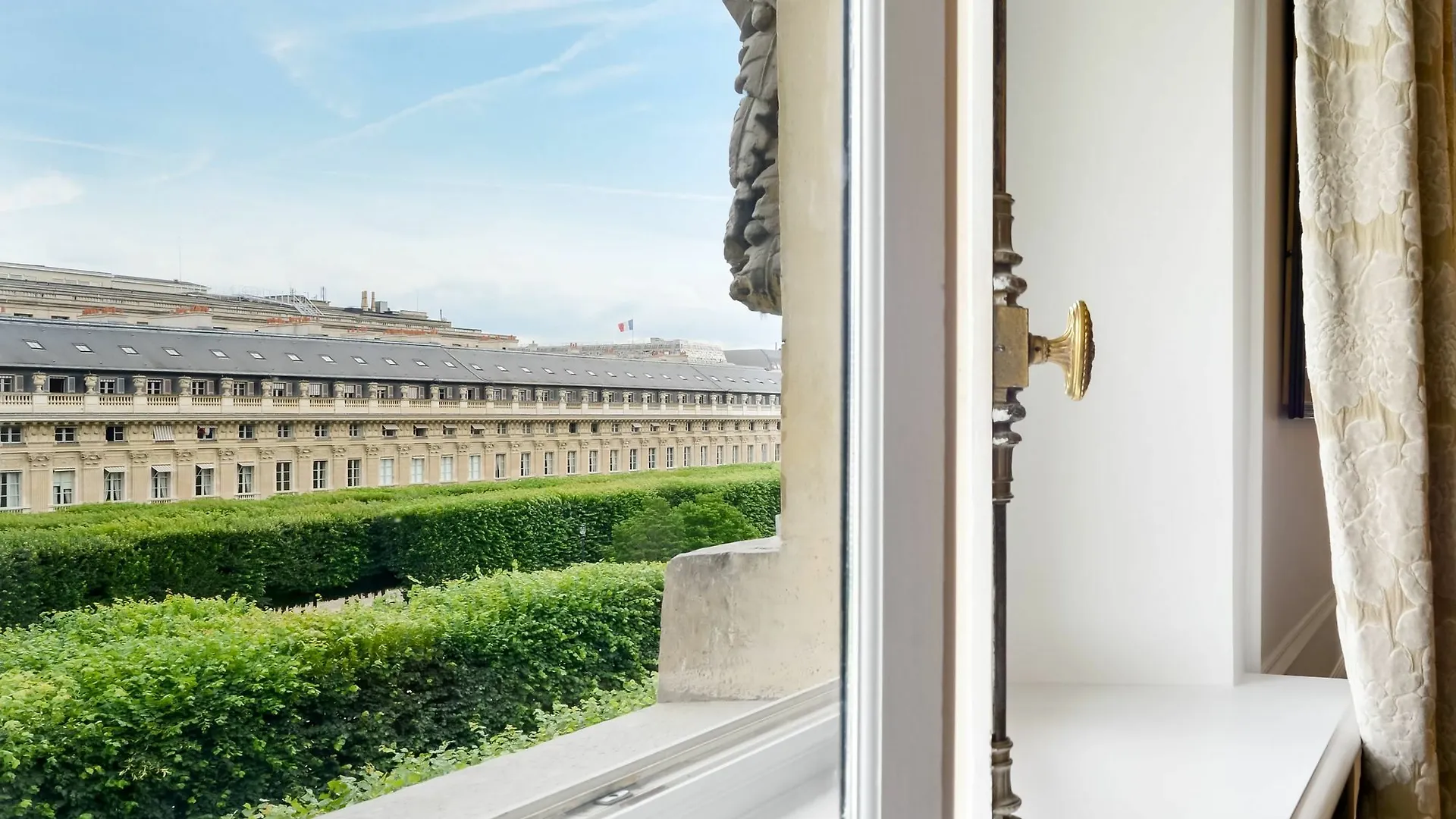 Palais Petit - Two Bedroom Apartment